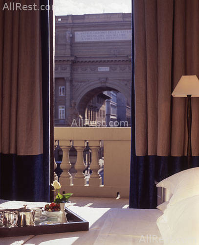 Savoy Hotel 42
